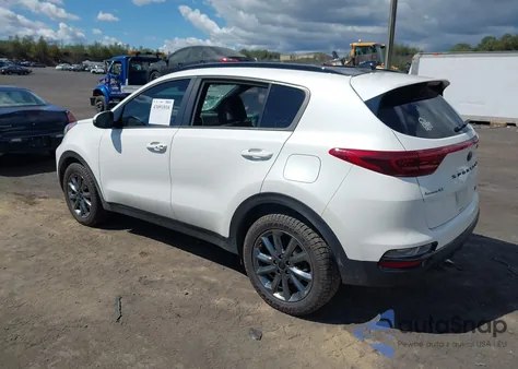 2021 Kia Sportage S z USA, uszkodzony, nr VIN KNDP6CAC9M7854585